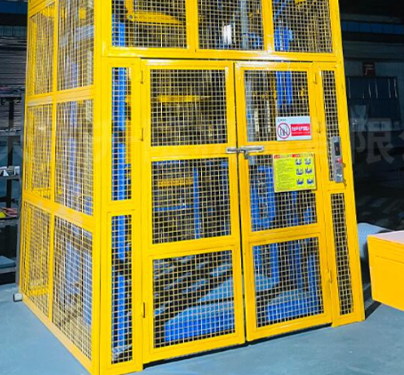 贵港货梯可以安装在室外吗